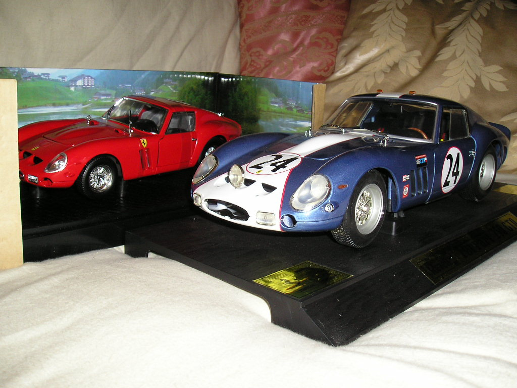 013 Revell & HW Ferrari 250 GTO