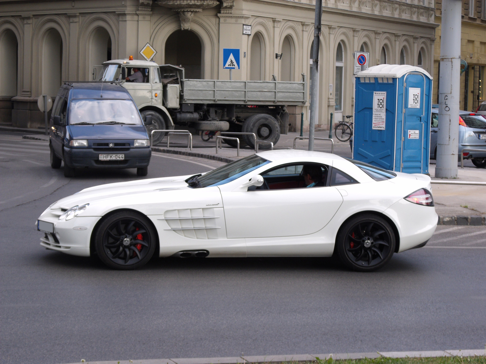 Mercedes SLR Mclaren