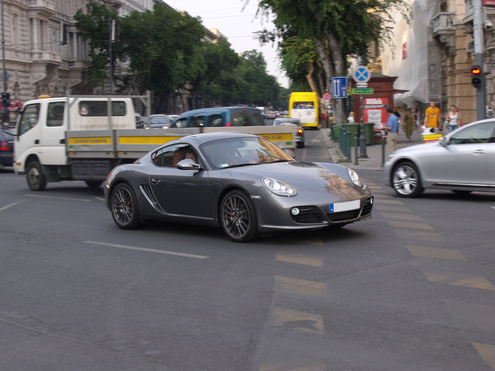 Porsche Cayman S