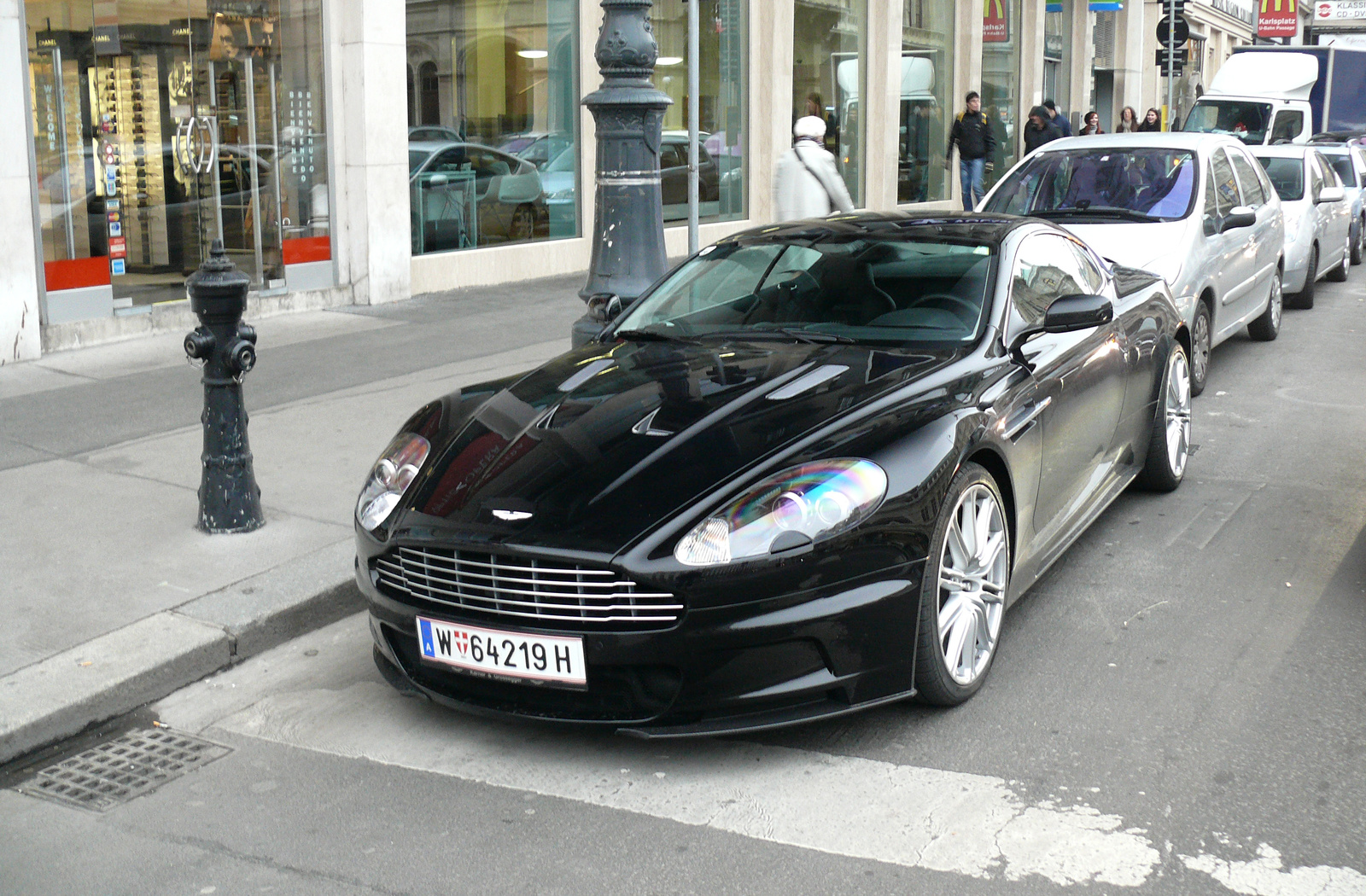 Aston Martin DBS