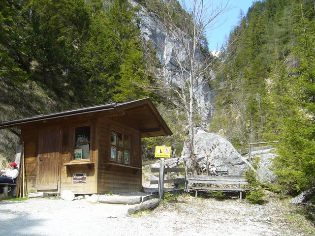 hias klettersteig   silberkarklamm  2oo8 04 28  003