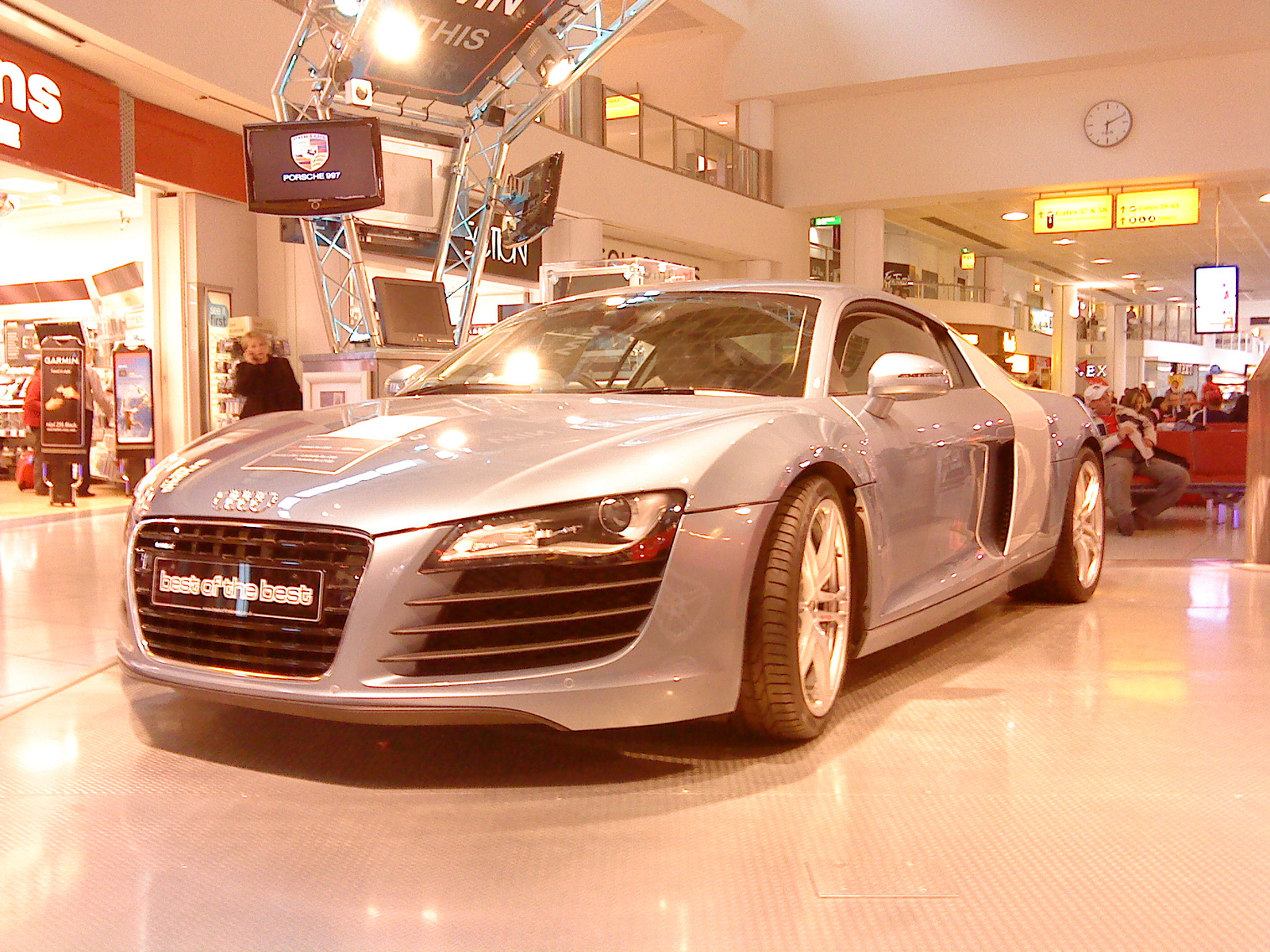 Audi R8