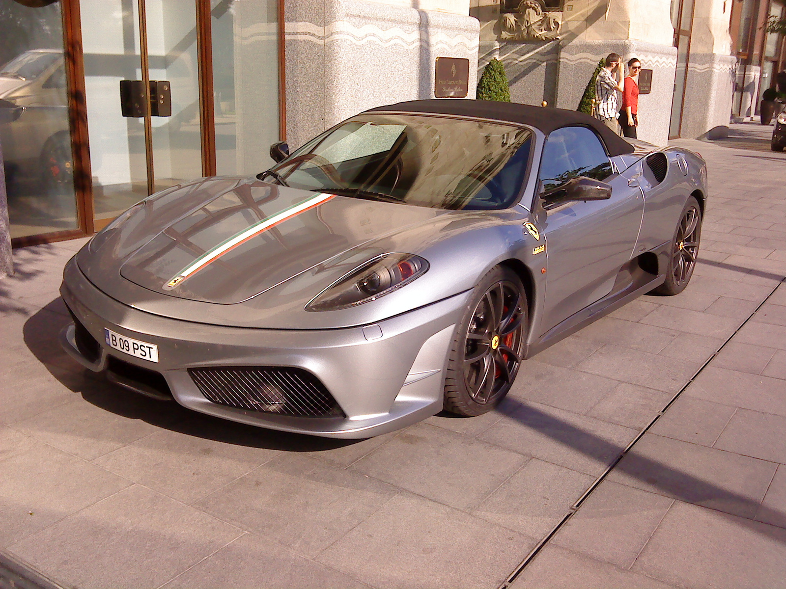 Ferrari Scuderia Spider 16M