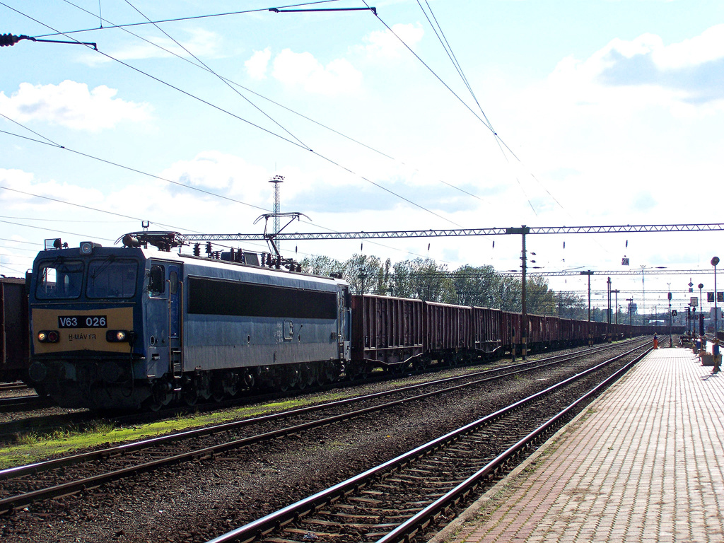 V63 - 026 Dombóvár (2010.10.07).