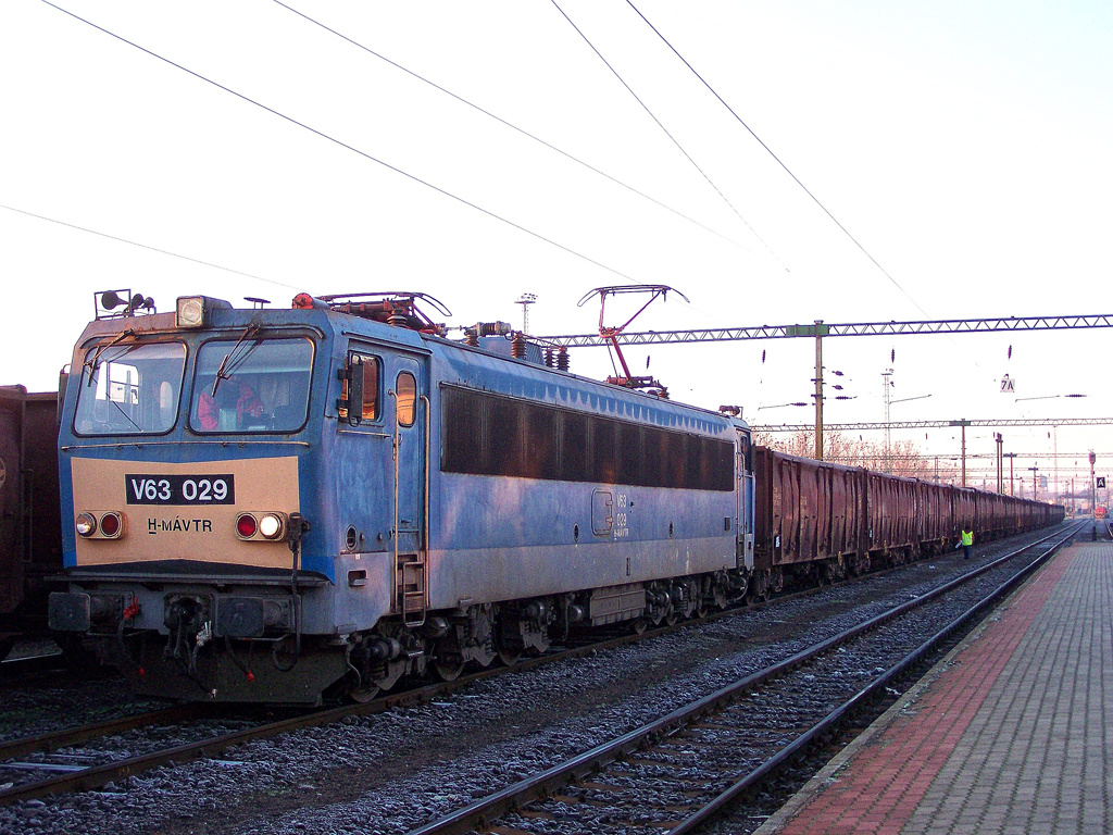 V63 - 029 Dombóvár (2010.11.24)01.