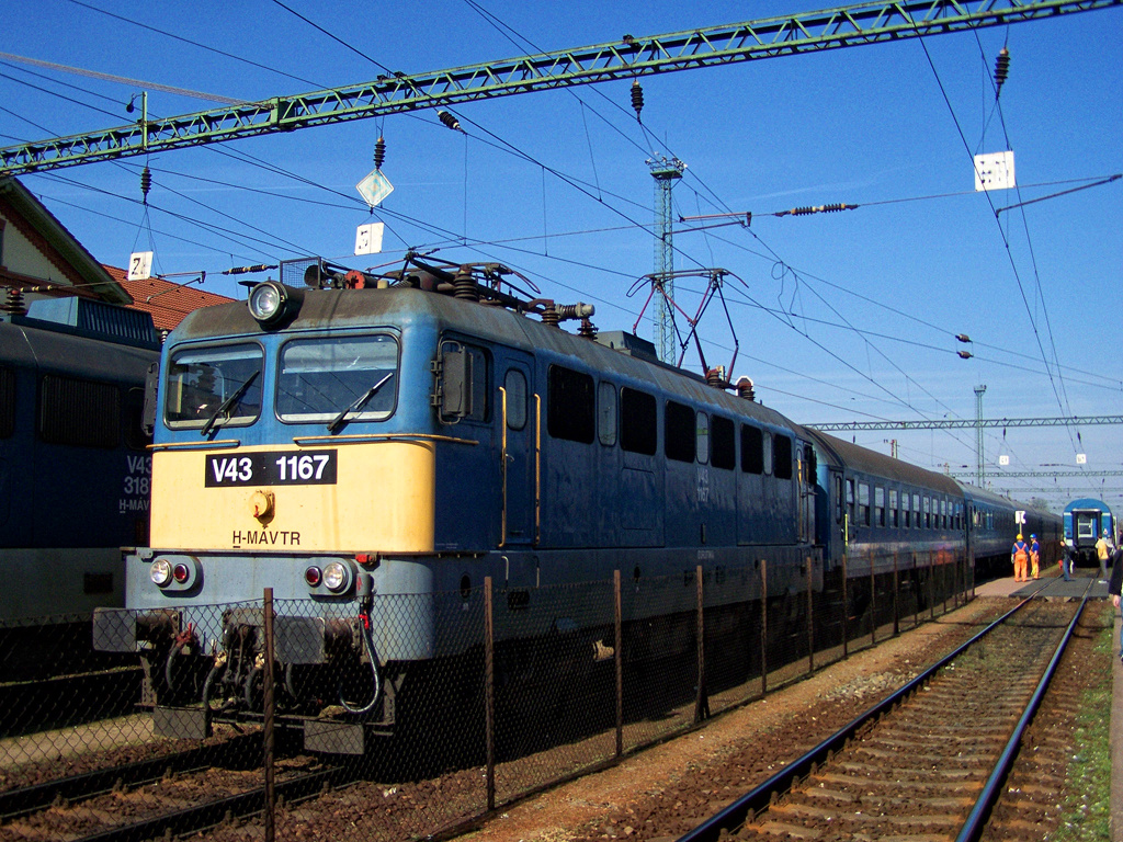 V43 - 1167 Dombóvár (2011.03.25).