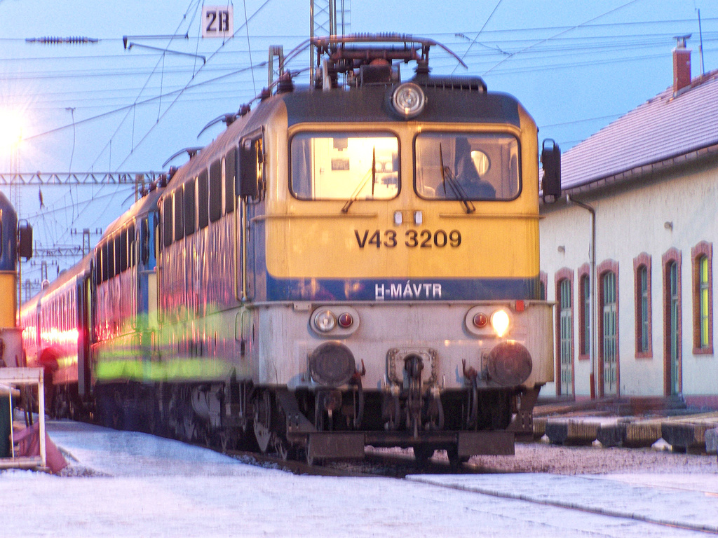 V43 - 3209 Dombóvár (2011.01.26).