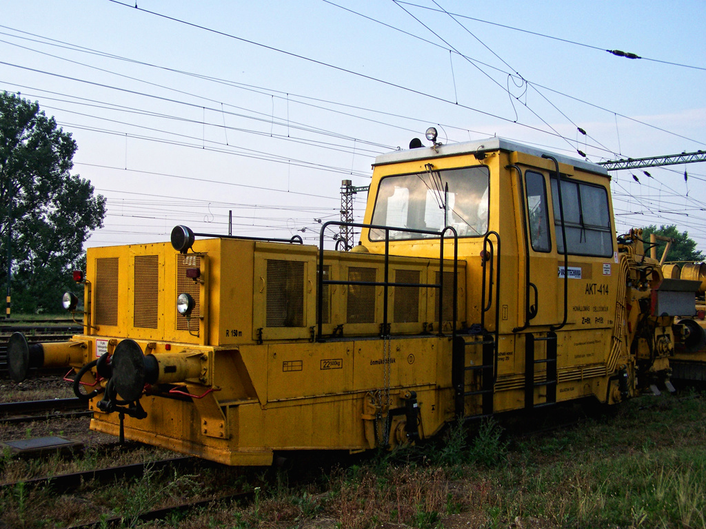 AKT - 414 Dombóvár (2011.05.31).