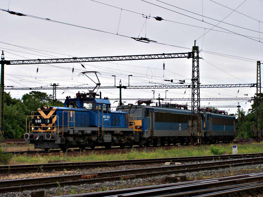 V46 - 053 + V63 - 024 + V63 - 009 Kelenföld (2011.06.19).