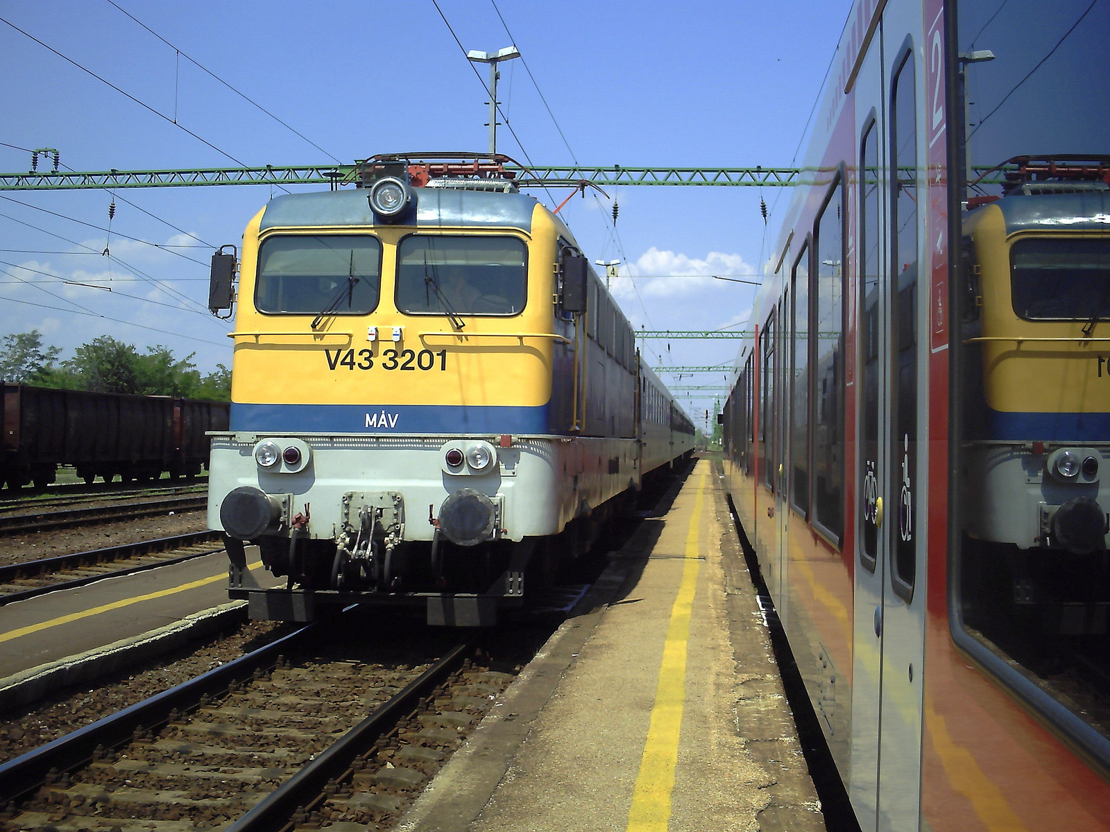 V43 - 3201 Sárbogárd (2008.07.02).02.