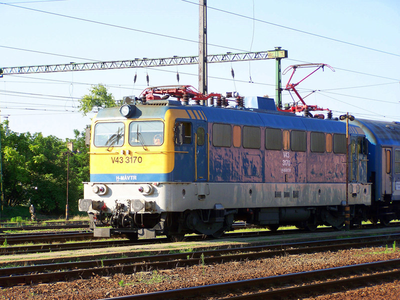 V43 - 3170 Pusztaszabolocs (2009.07.14)