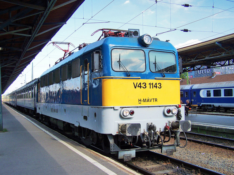 V43 - 1143 BP Keleti (2010.07.09)01.