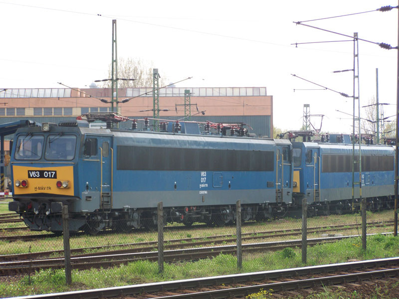 V63 - 017 Dombóvár (2010.04.19).