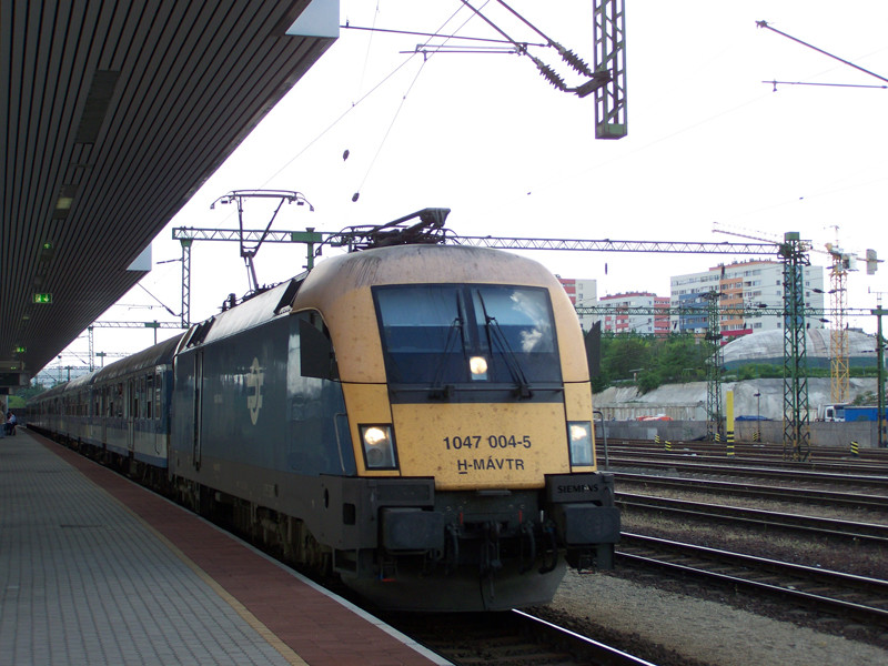 1047 004 - 5 BP Kelenföld (2010.05.07)