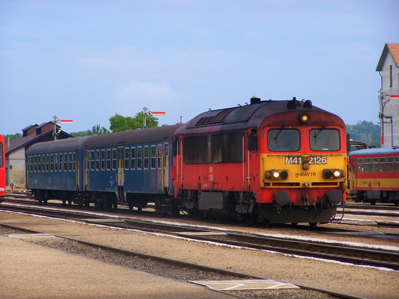 M41 - 2126 Bátaszék (2009.05.30).