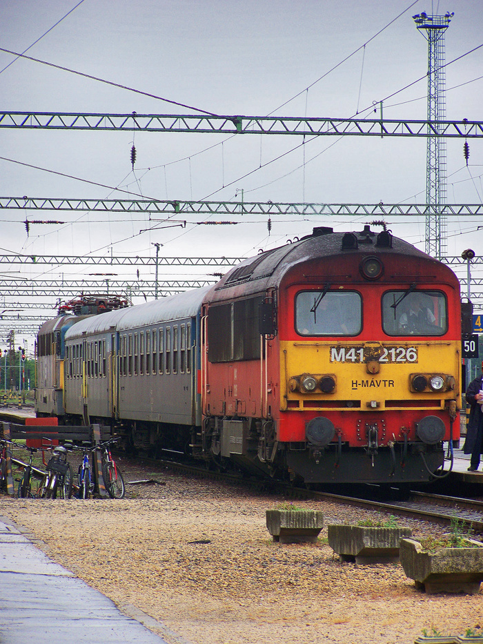 M41 - 2126 Dombóvár (2009.06.23)03