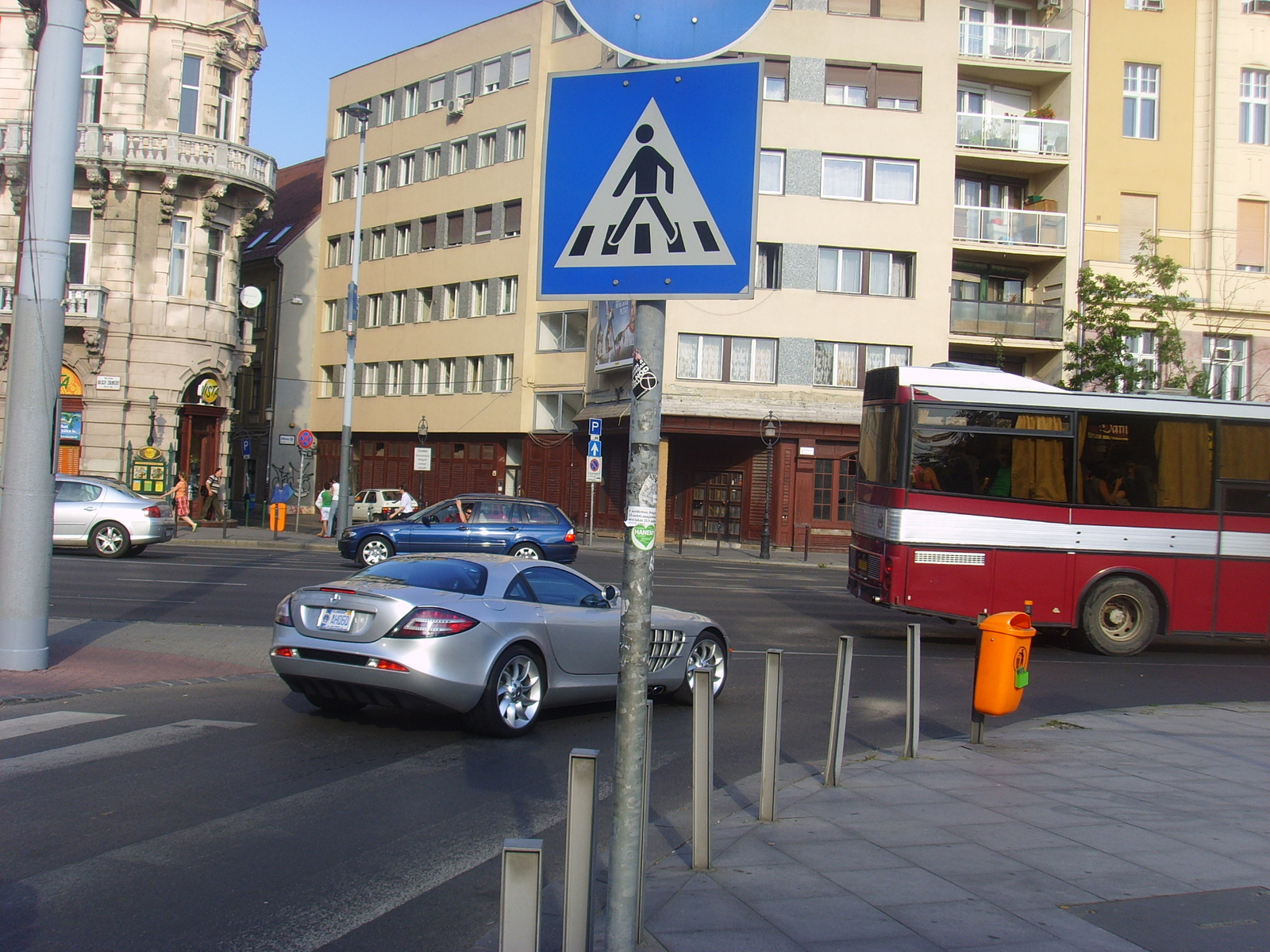 MERCEDES SLR