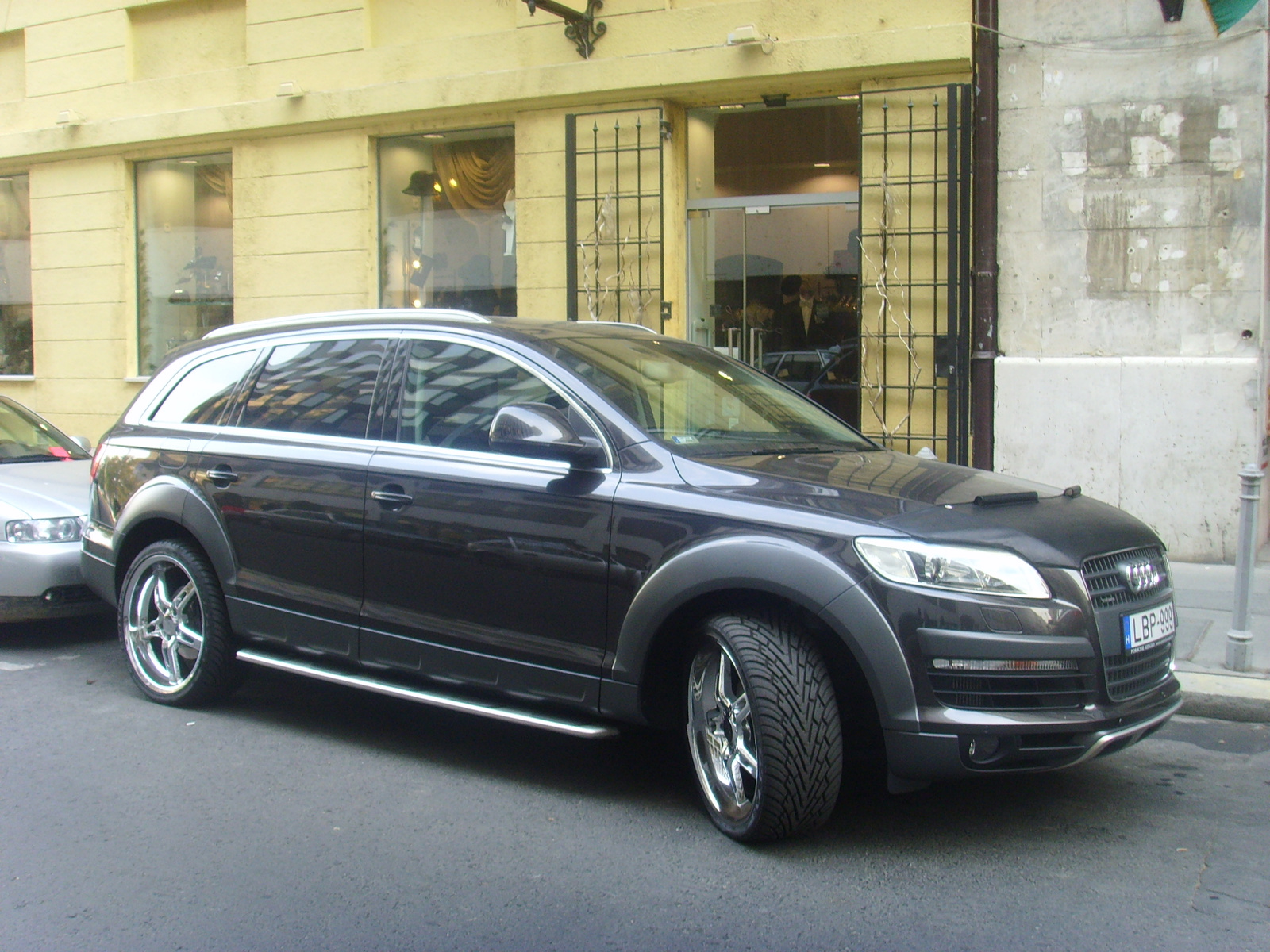 AUDI Q7