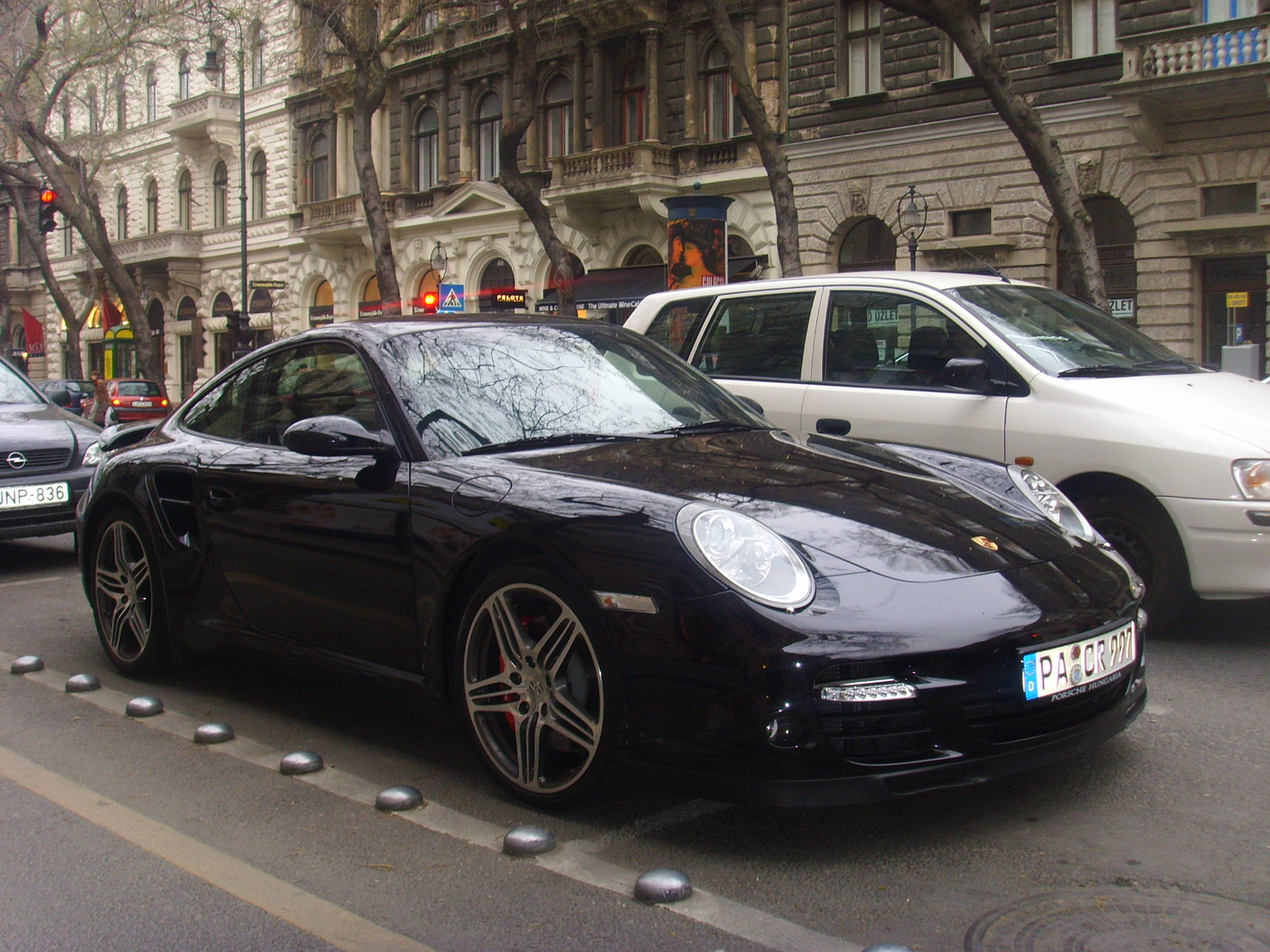 PORSCHE 911 TURBO