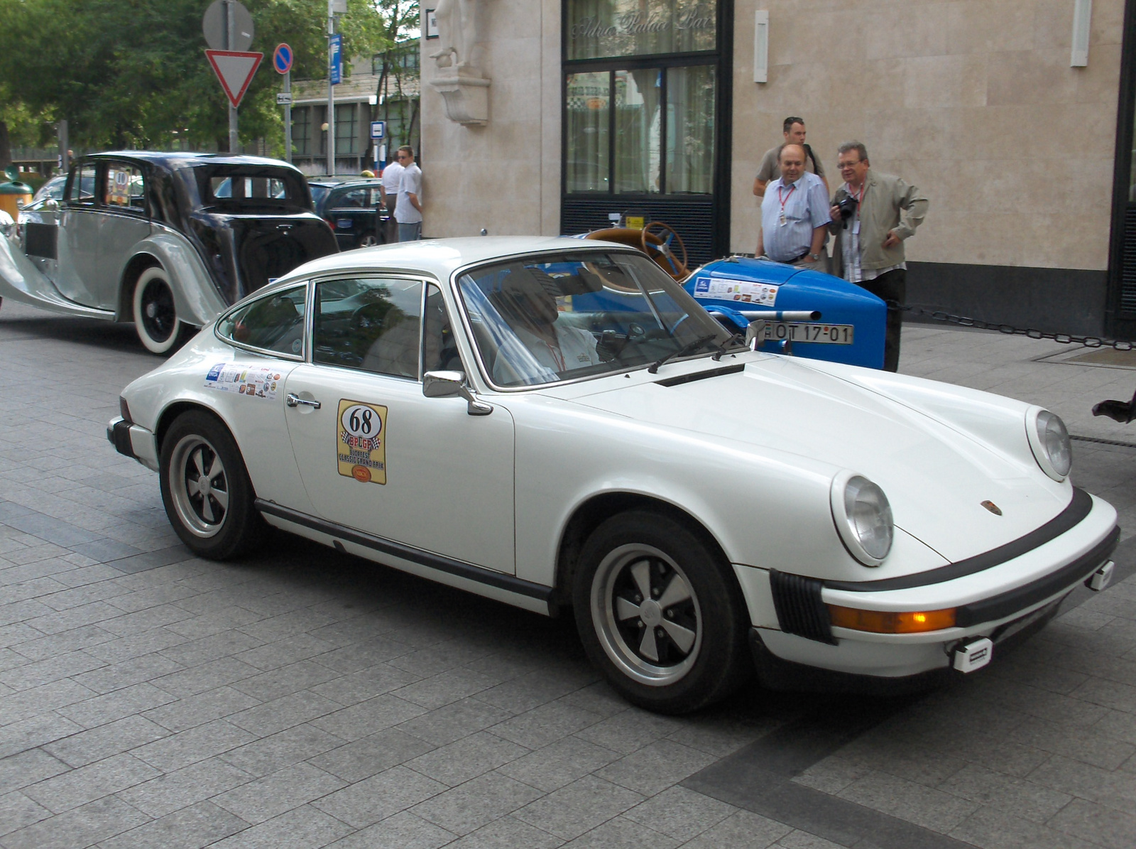 Porsche 911 (1975)