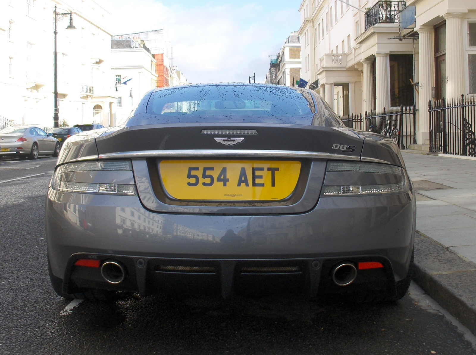 Aston Martin DBS