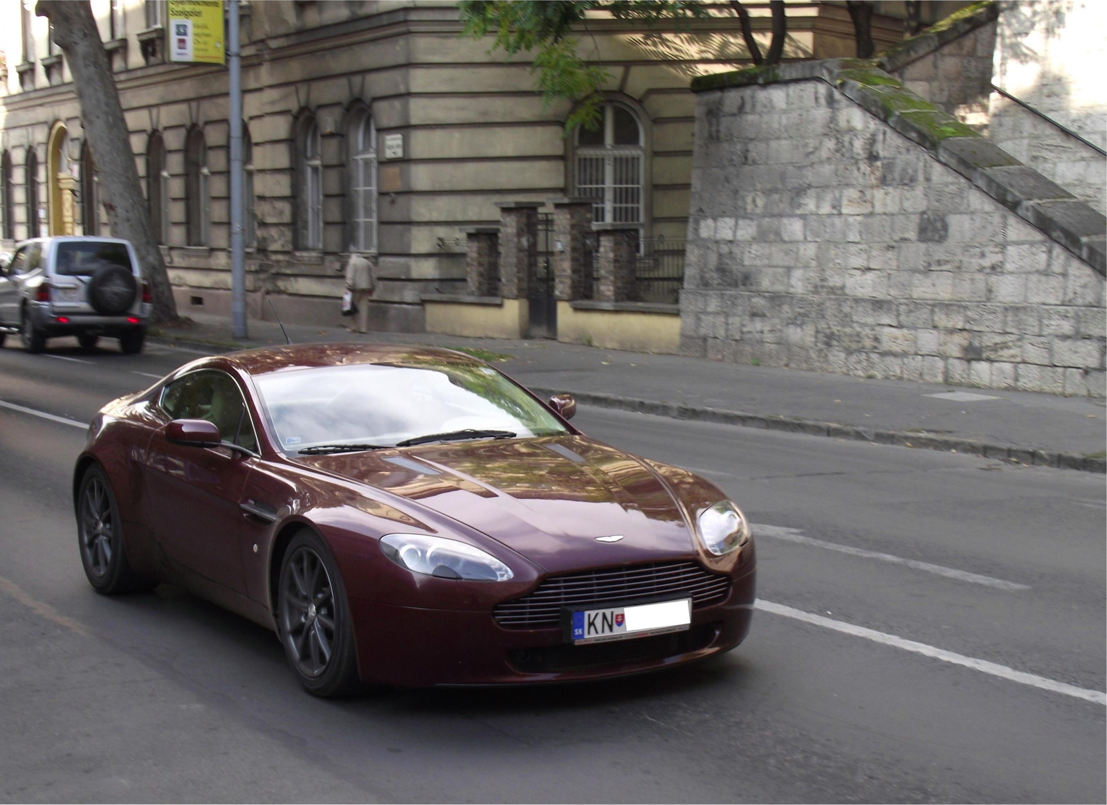 Aston Martin V8 Vantage