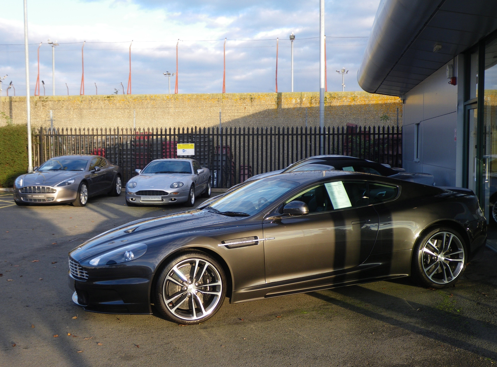 Aston Martin DBS