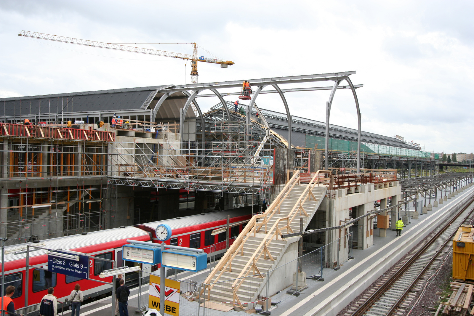 Luebeck Bahnhof 20060904 2