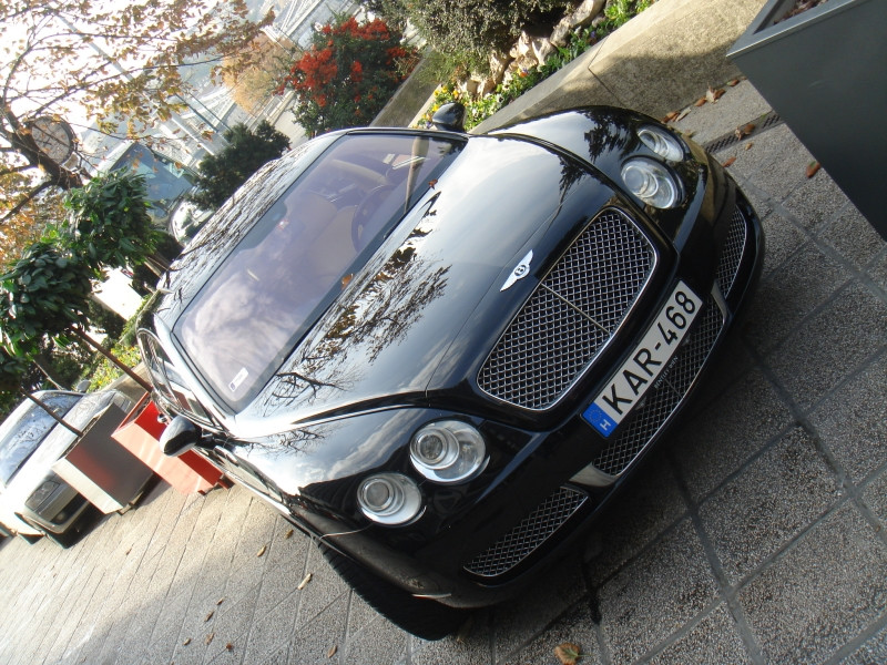 Bentley Continental FlyingSpur