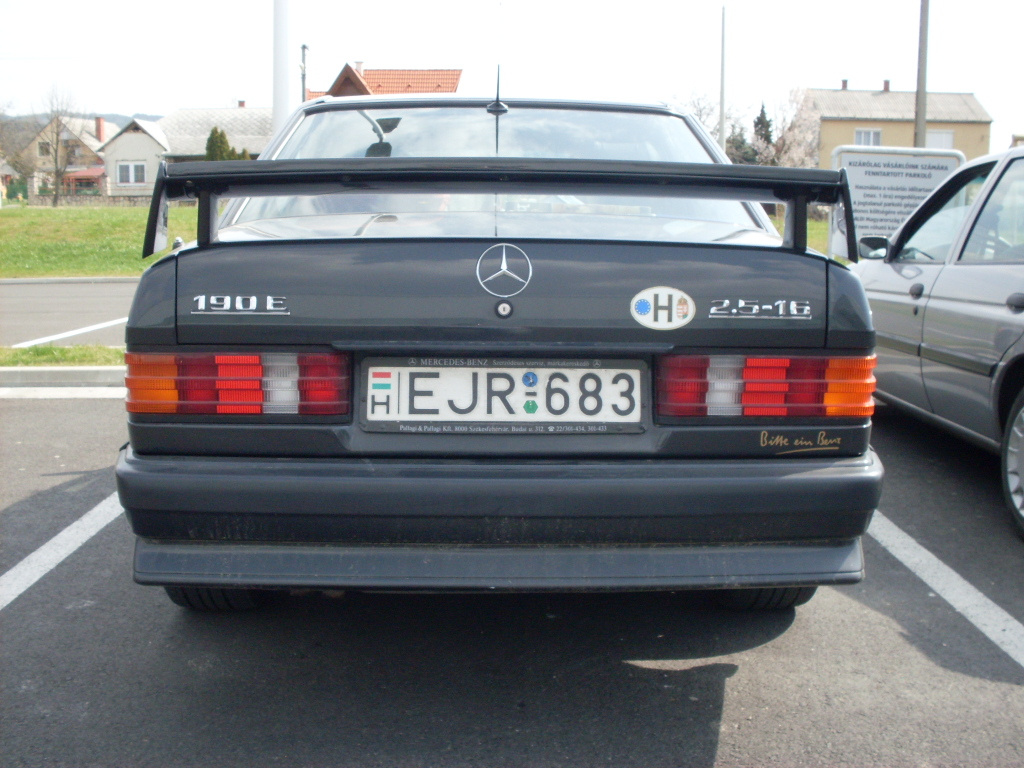 MERCEDES-BENZ 190E 2.5-16 EVOI (W201)