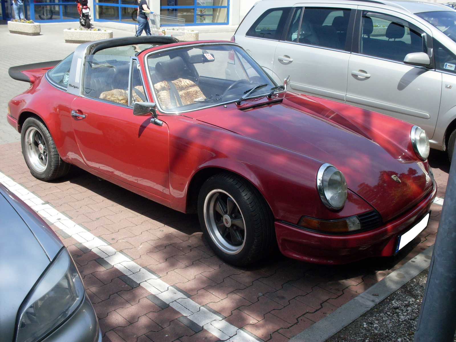 PORSCHE 911 TARGA