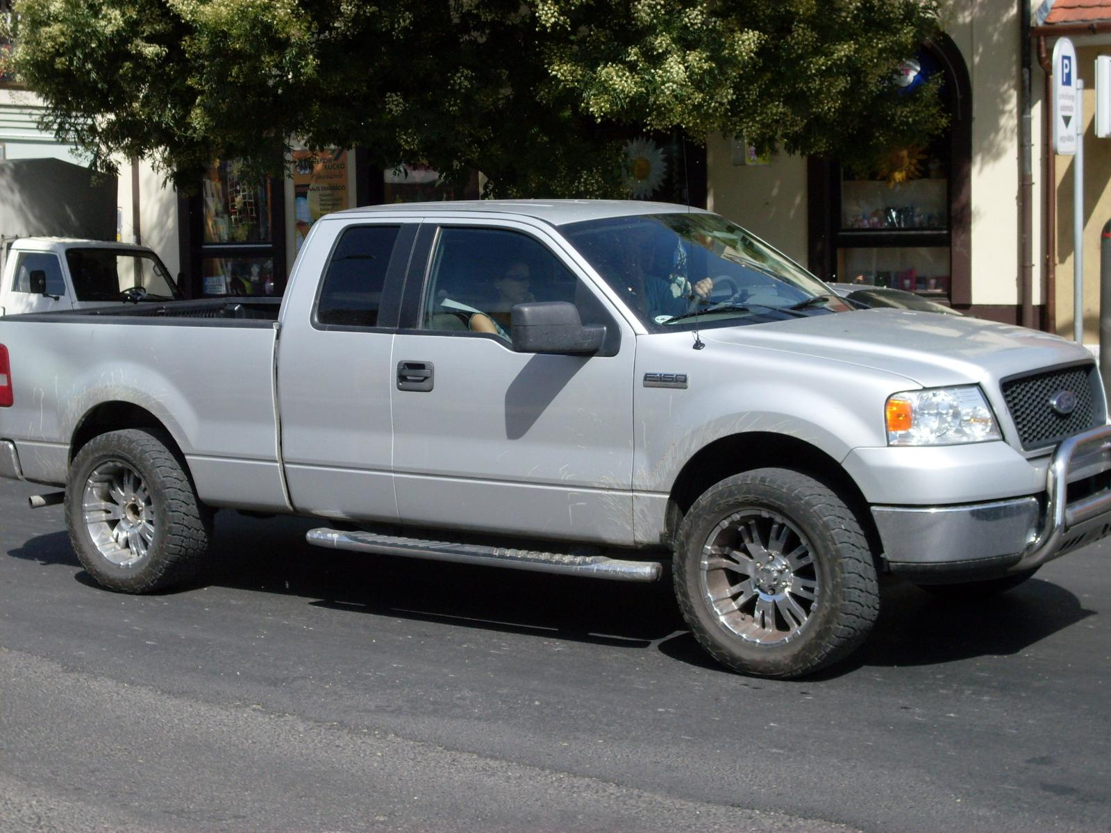 FORD F-150