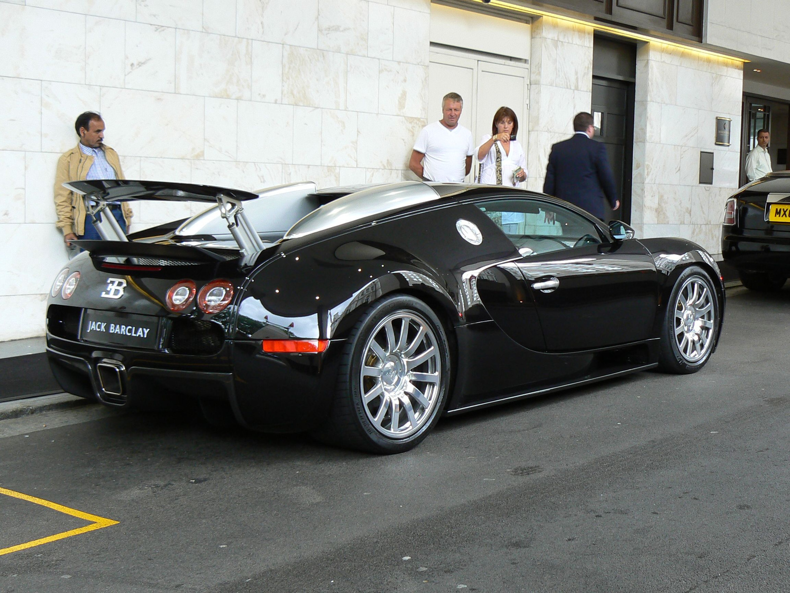 (5) Bugatti Veyron