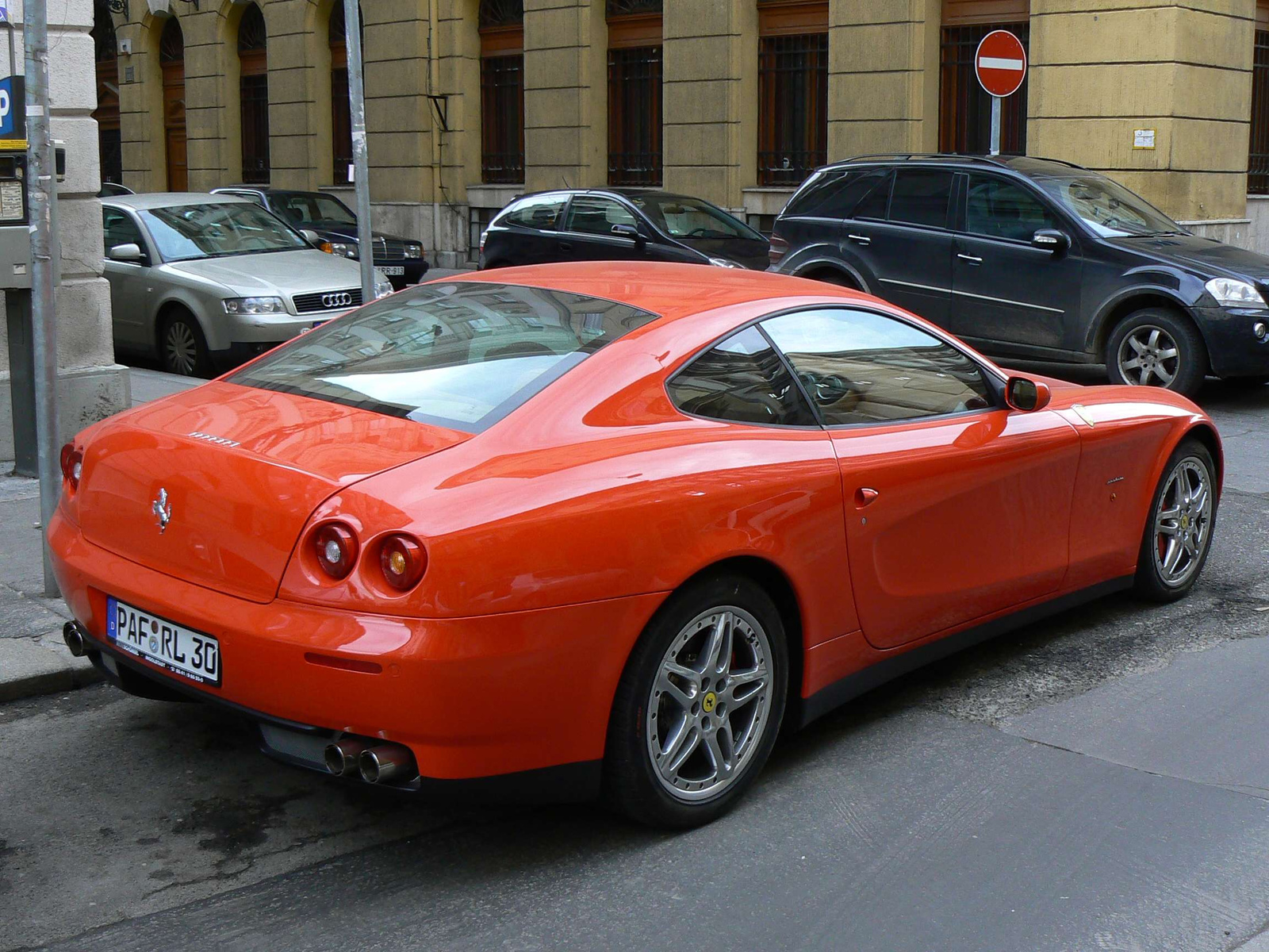 Ferrari 612 025