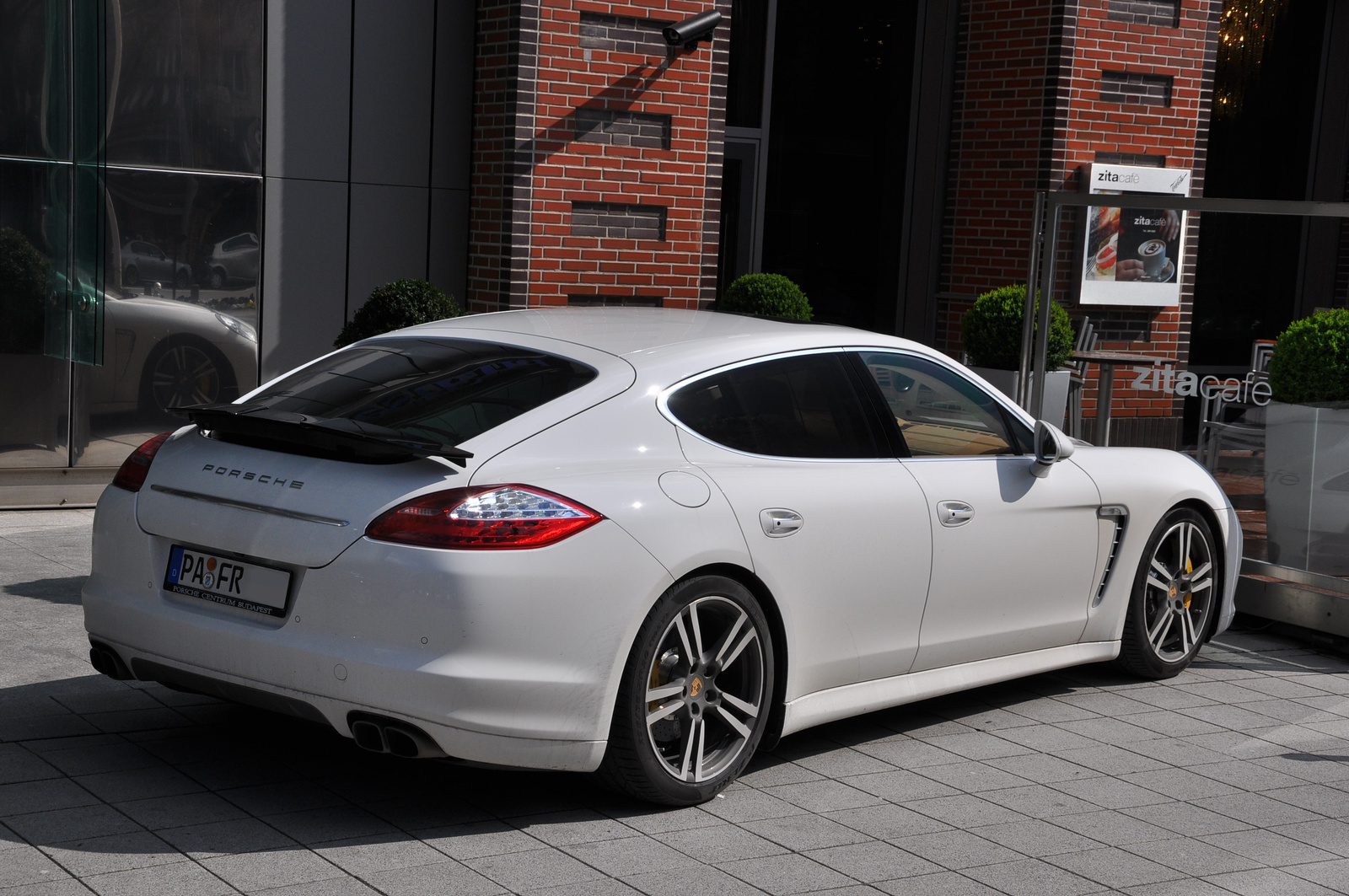 Porsche Panamera 018