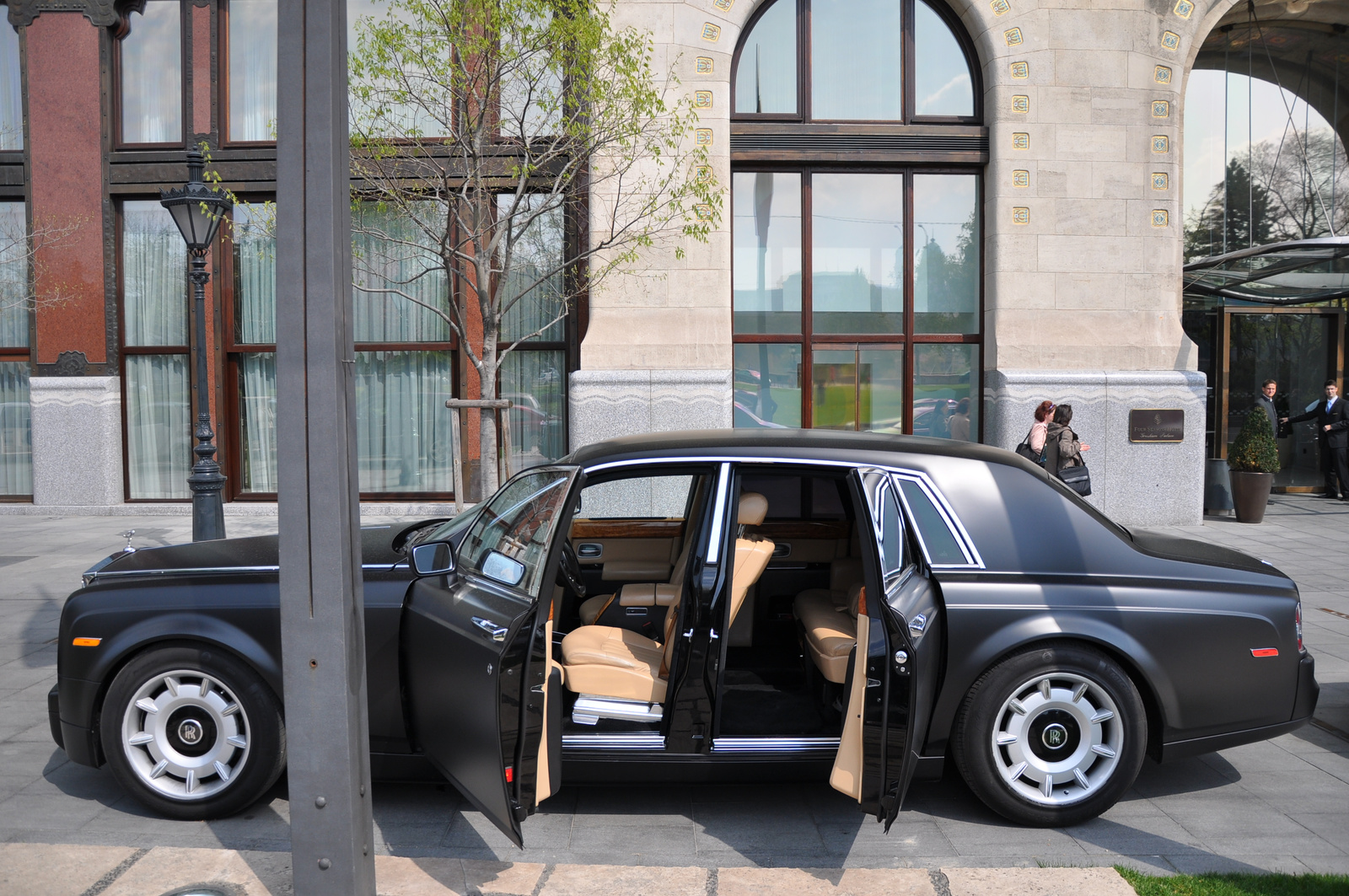 Rolls-Royce Phantom 100