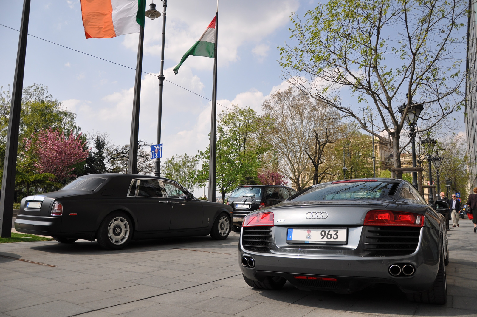 Dupla 155 RR Phantom & Audi R8