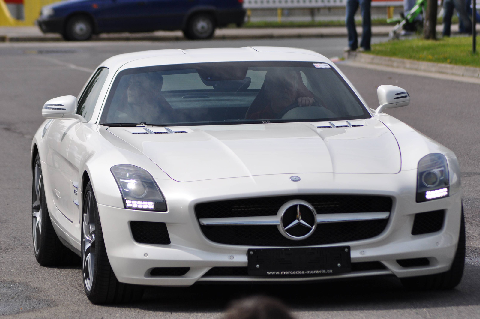 Mercedes SLS AMG