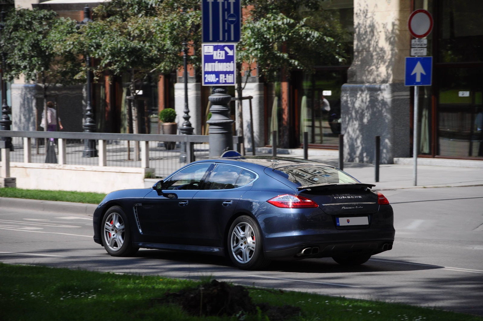 Porsche Panamera 032