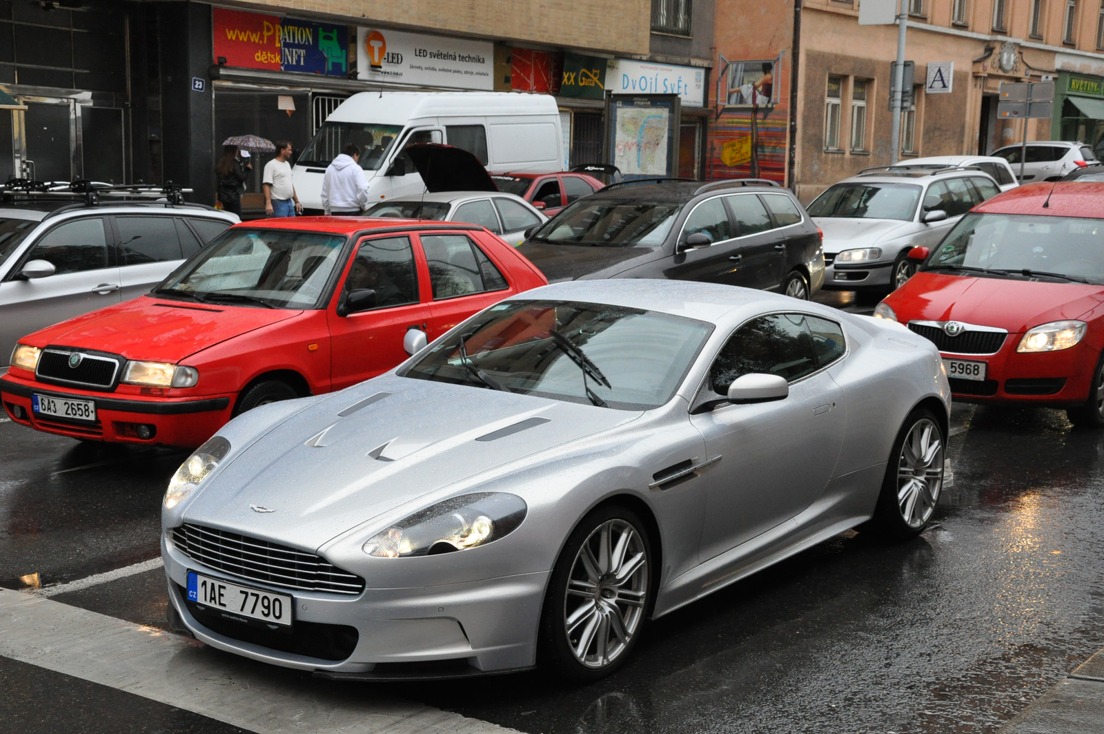 Aston Martin DBS