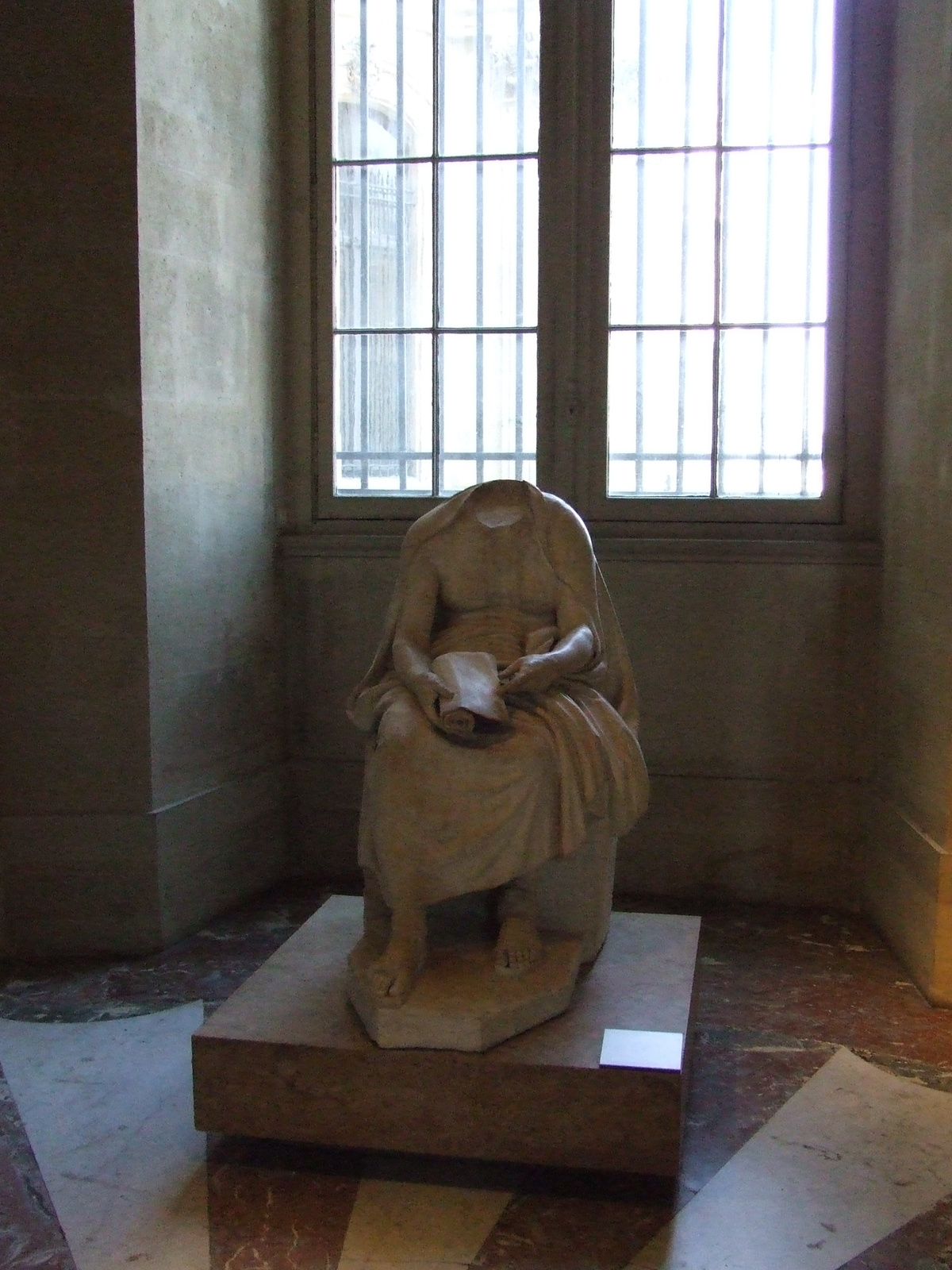 7. nap Louvre