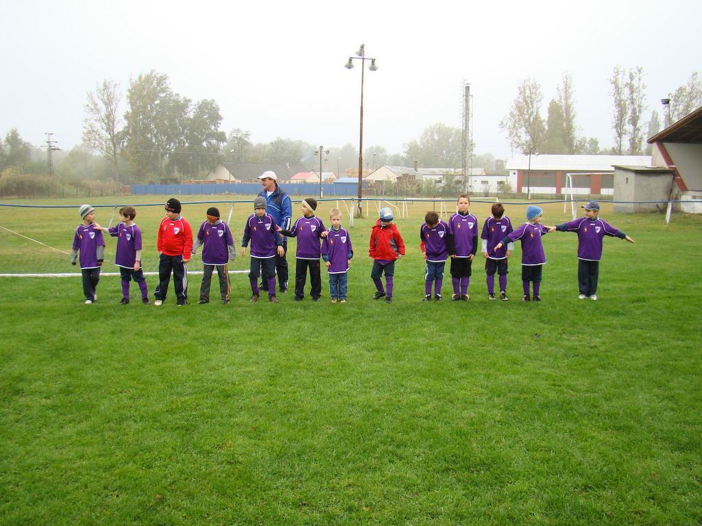 2009.10.14.IZSAK.VS.KTE.U11.002