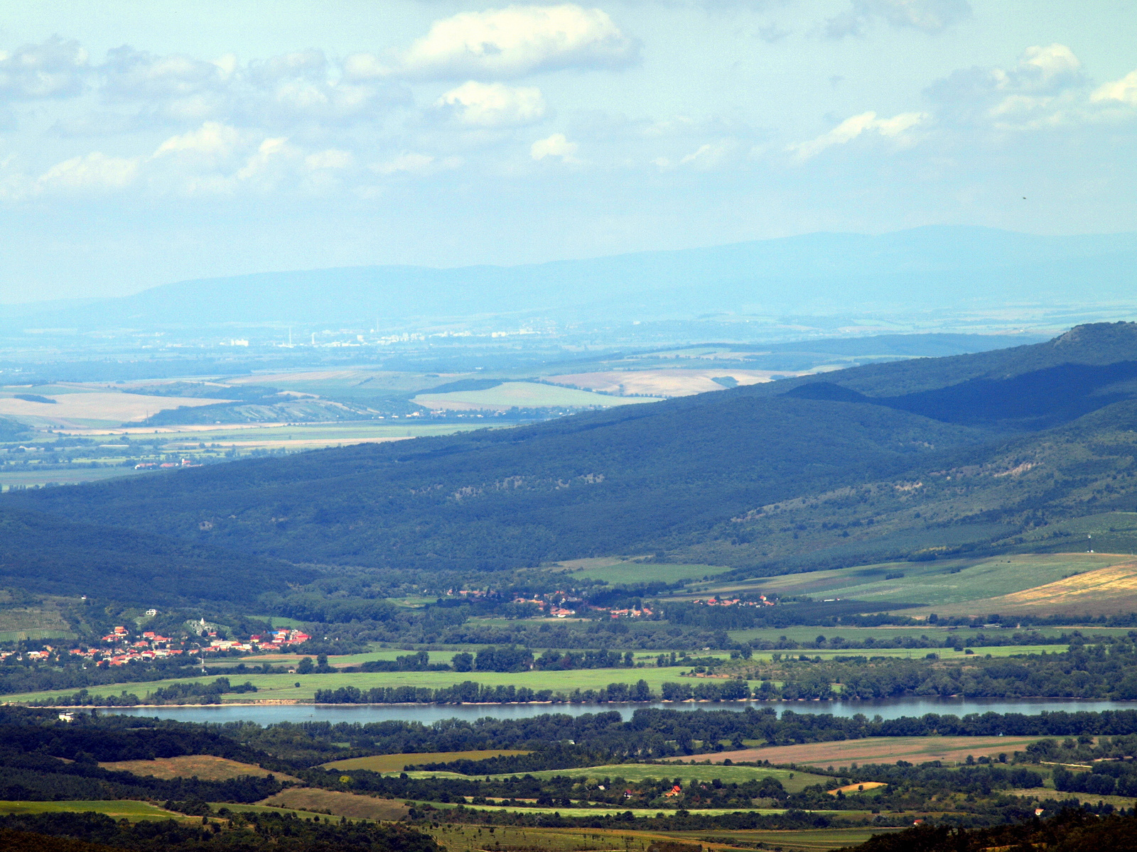 Kilátás Dobogó-kőről (6)