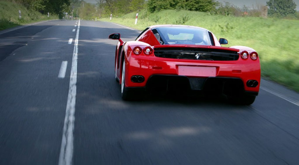 Ferrari Enzo-3