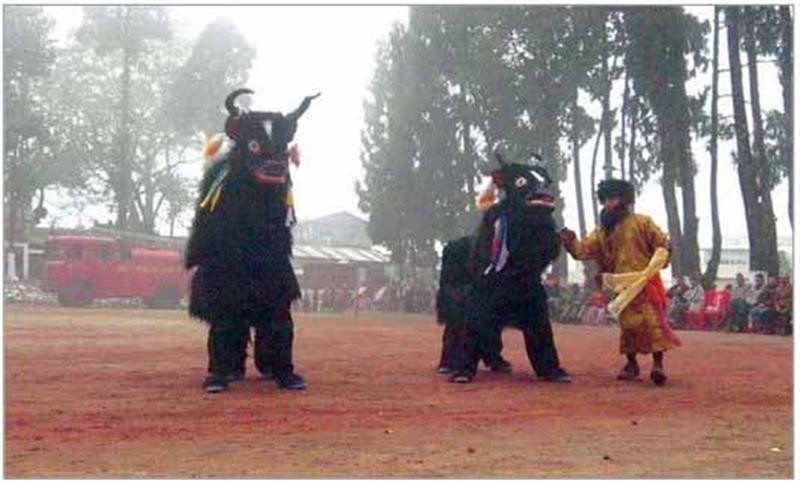 tibetan-yak-dance (Medium)