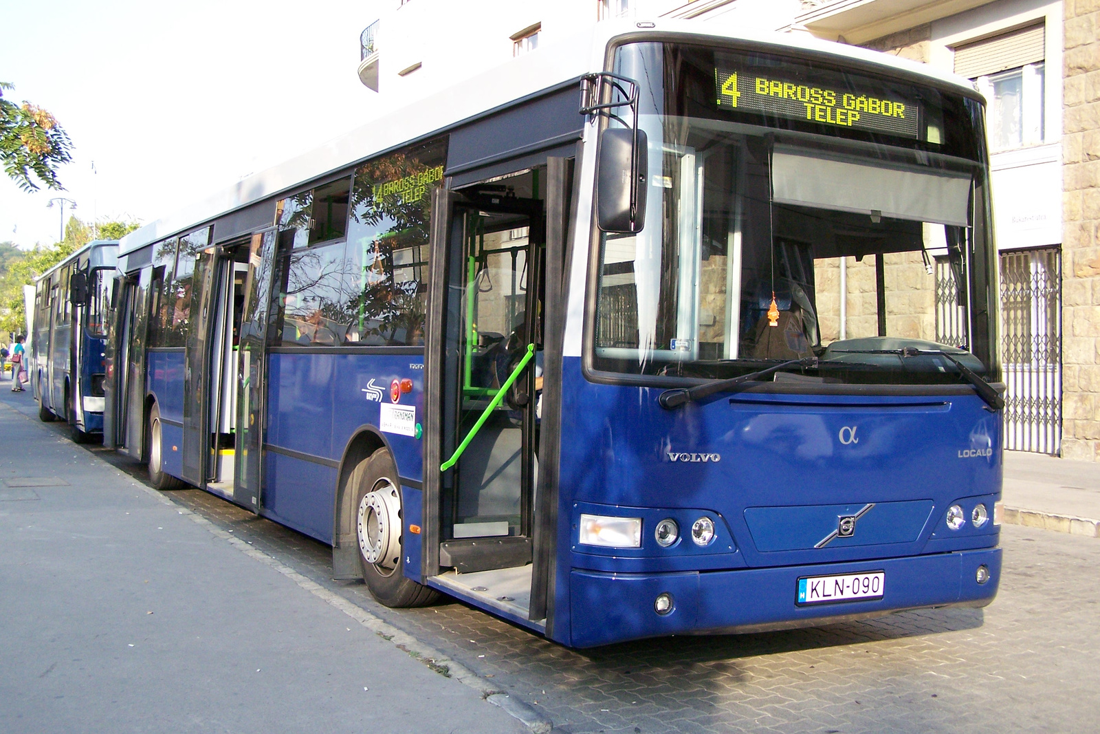 Busz KLN-090 3-Kosztolányi Dezső tér