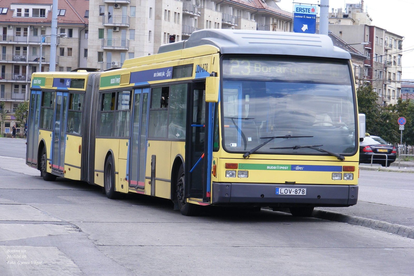 Busz LOV-878