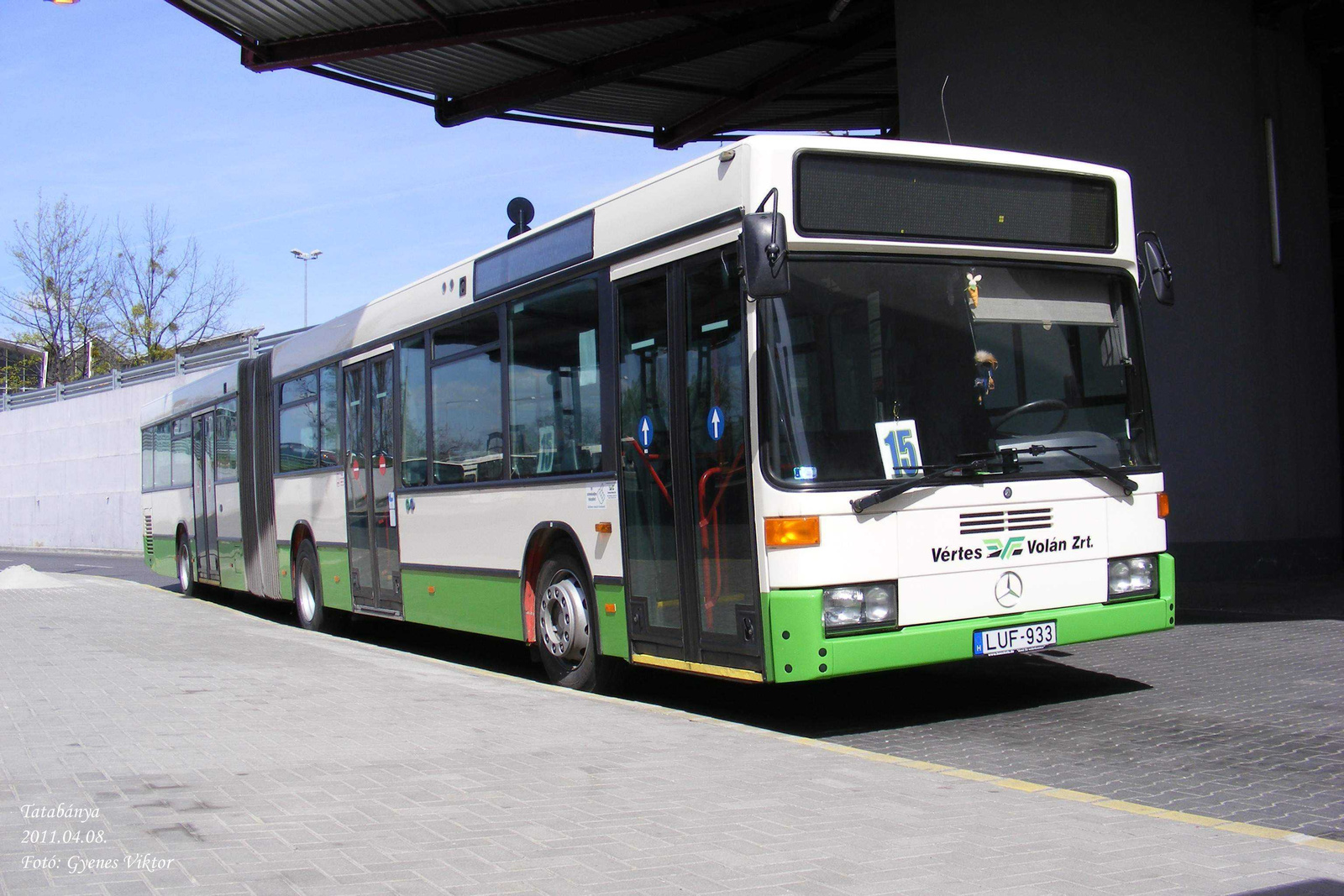 Mercedes O405GN-LUF-933