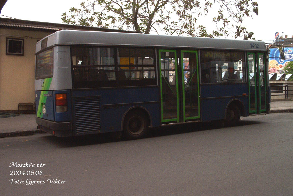 Busz BPI-412