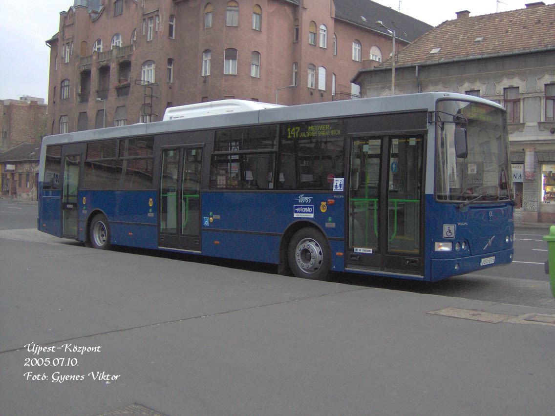 Busz JUX-015 2